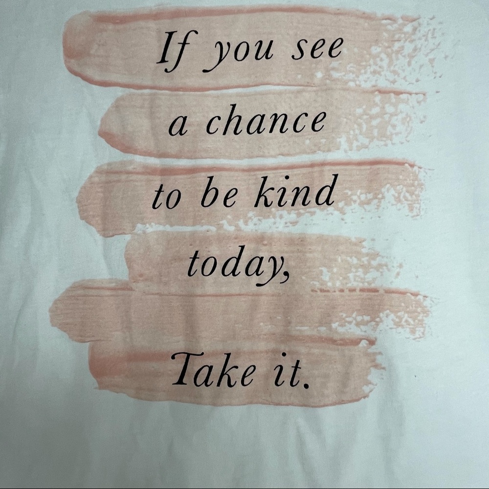 Wound up tee 🤍🤍🤍